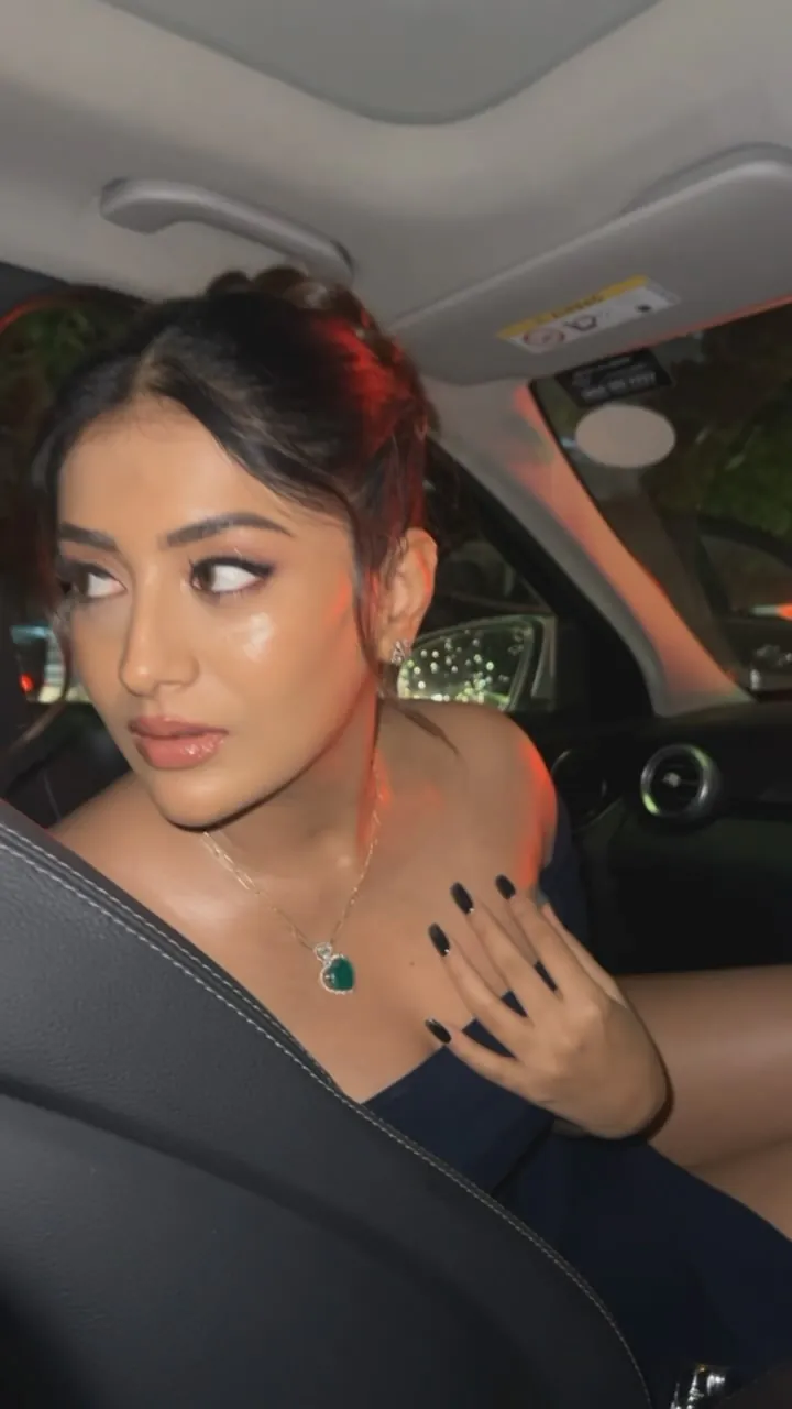 Rashi Singh - rashi-singh-4.webp